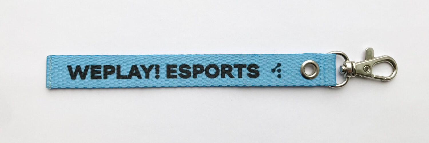 Брелок з логотипом WEPLAY! Ленточный брелок с лого