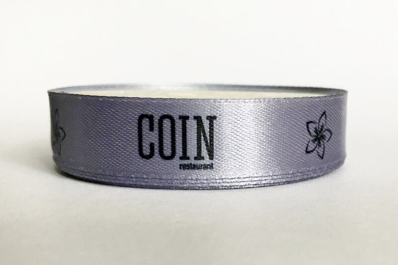Атласна стрічка з логотипом COIN Атласная ленточка с логотипом COIN