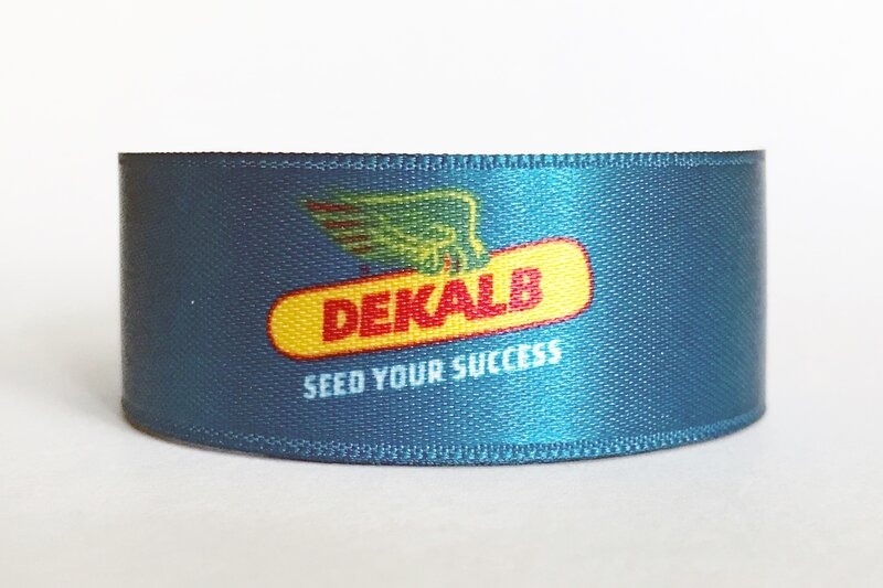 Атласна стрічка Атласная ленточка с логотипом DEKALB