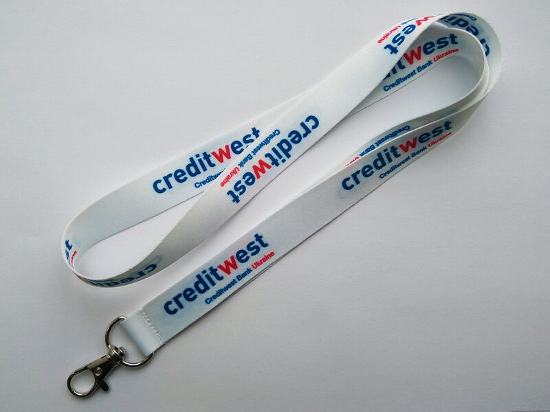 Шнурок з логотипом Creditwest Bank Белый шнурок с цветной печатью
